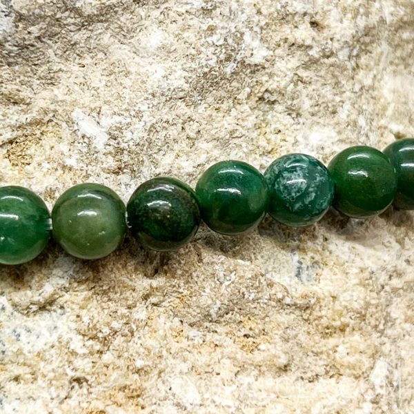 Steinschmuck Grüne Jade auf Gummiband